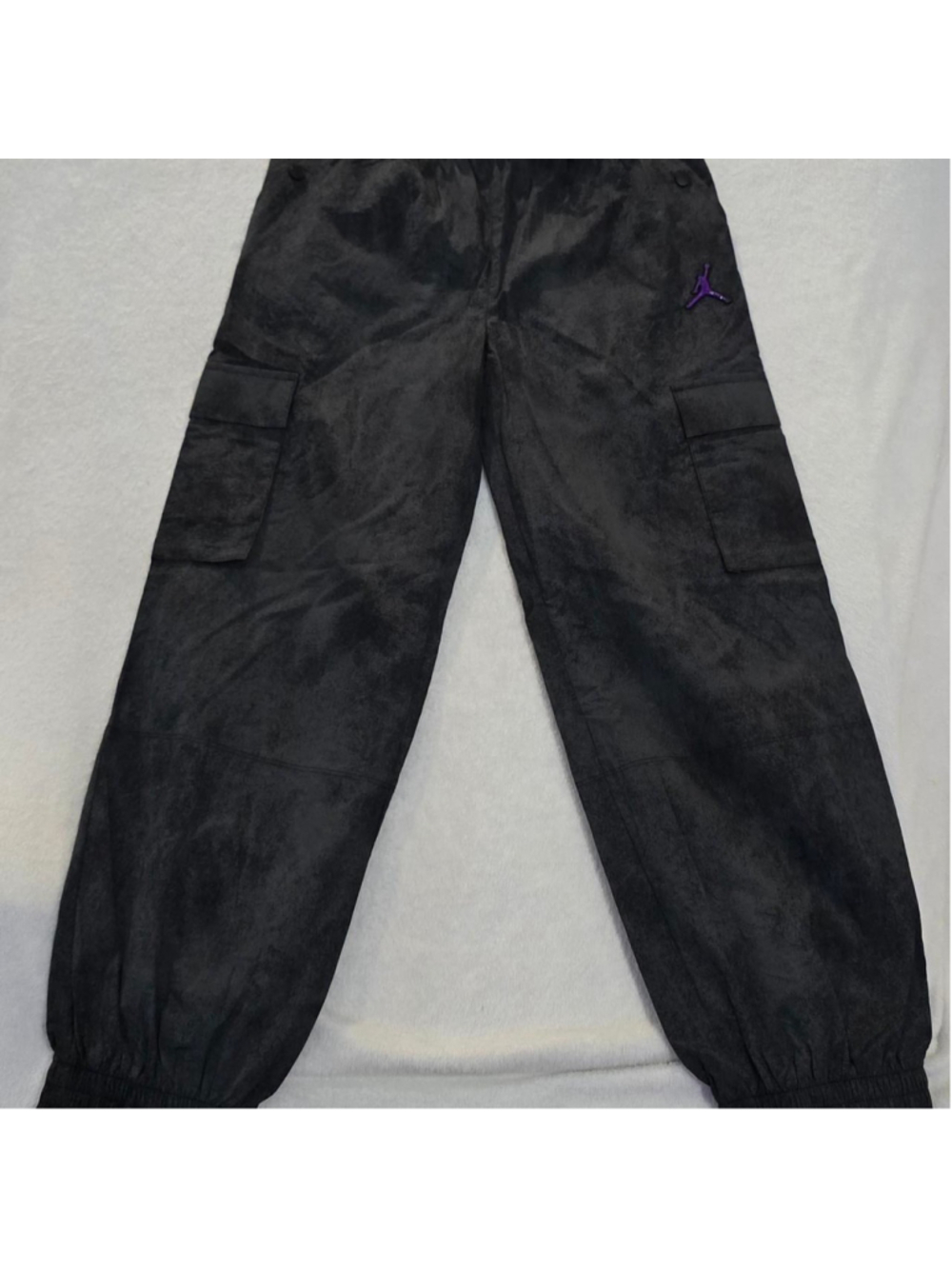 Jordan black cargo pants with purple logo, size Kids XL #cargo #athletic stock